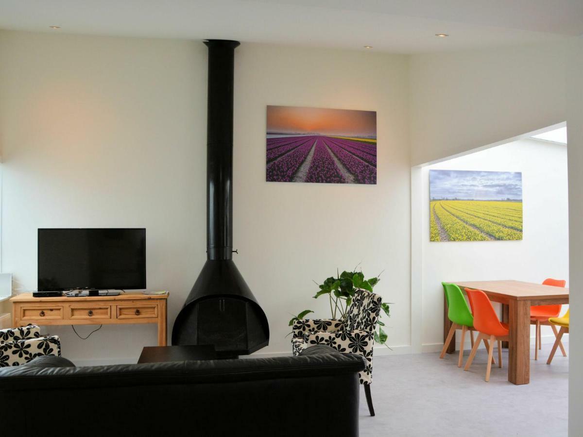 Fresh And Colorful Holiday Home Near The Beach Sea Dunes And Lake Noordwijkerhout Exterior photo